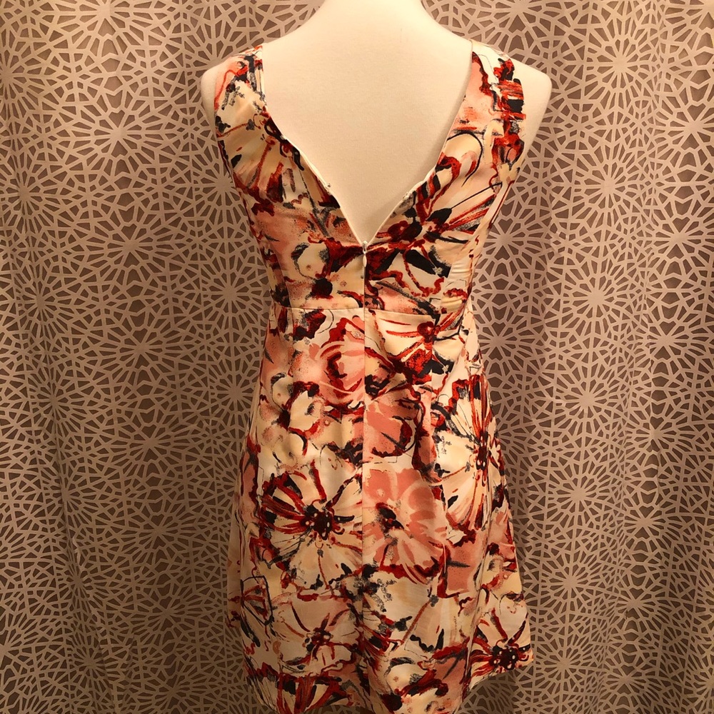 Ann Taylor LOFT Petites Flirty Floral Print Dress - Picture 4 of 7